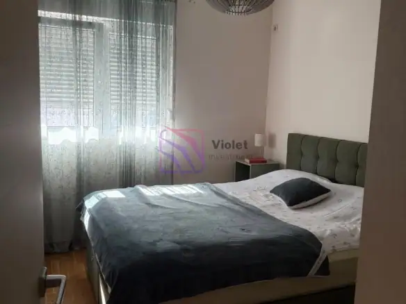 Dvosoban stan na City keju, Podgorica — fotografija 3