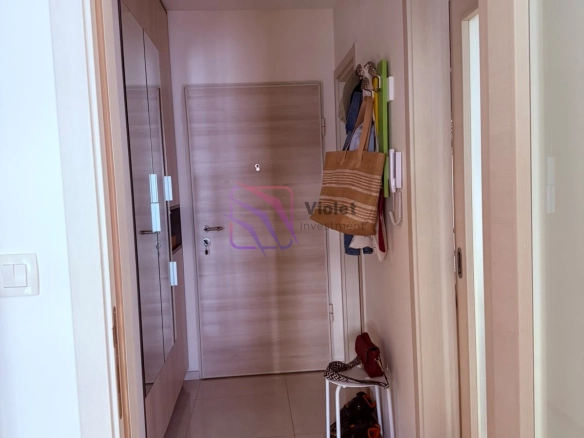 Dvosoban stan na City keju, Podgorica — fotografija 5