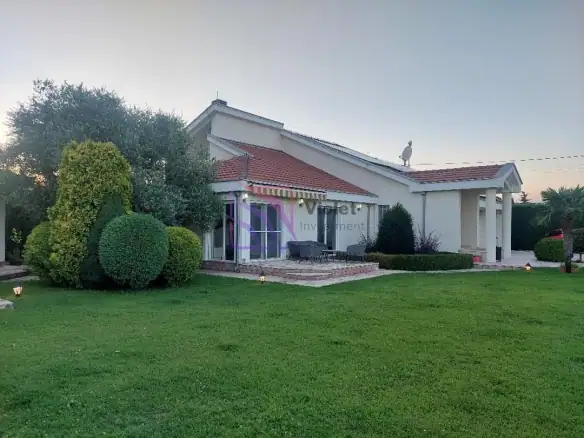 Kuća za izdavanje u naselju Farmaci
