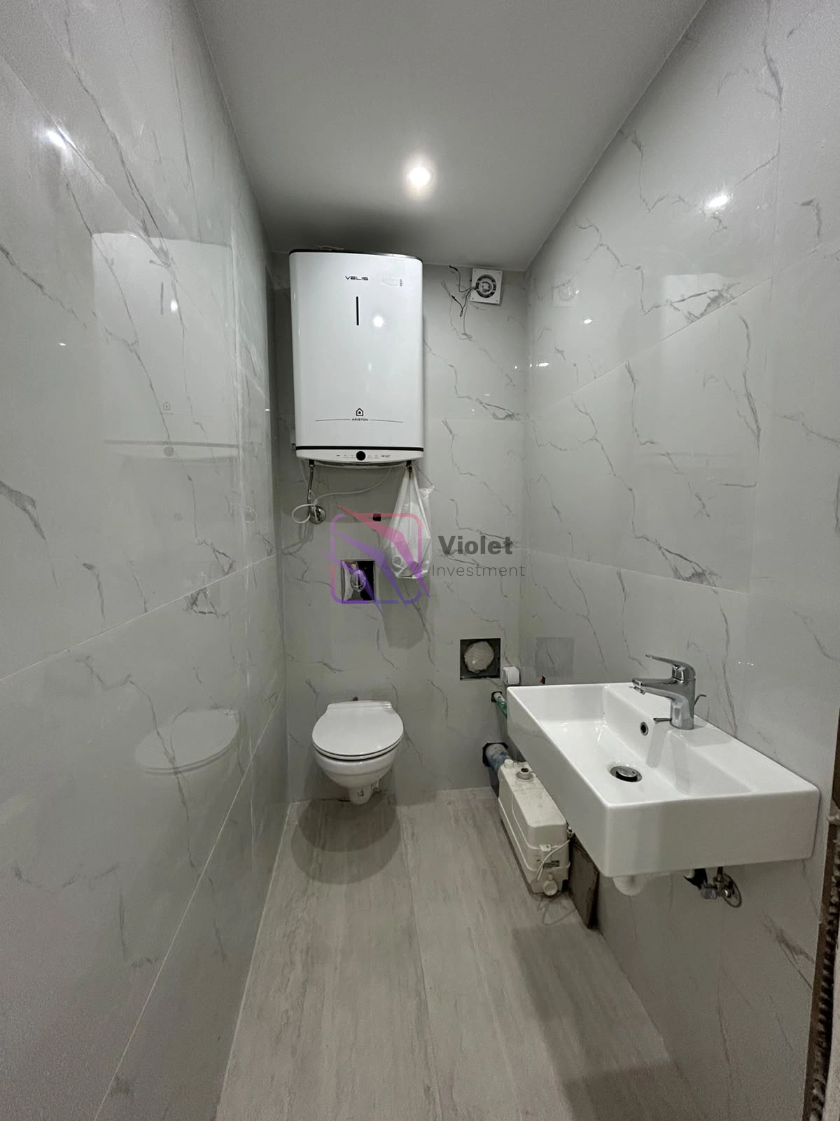Poslovni-prostor-na-dva-nivoa-Dalmatinska-Podgorica-5 Izdavanje: Poslovni prostor 100 m² – Dalmatinska, Podgorica — fotografija 6