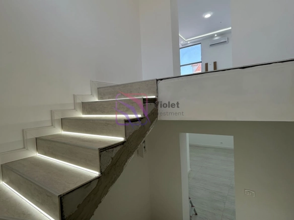 Izdavanje: Poslovni prostor 100 m² – Dalmatinska, Podgorica — fotografija 12