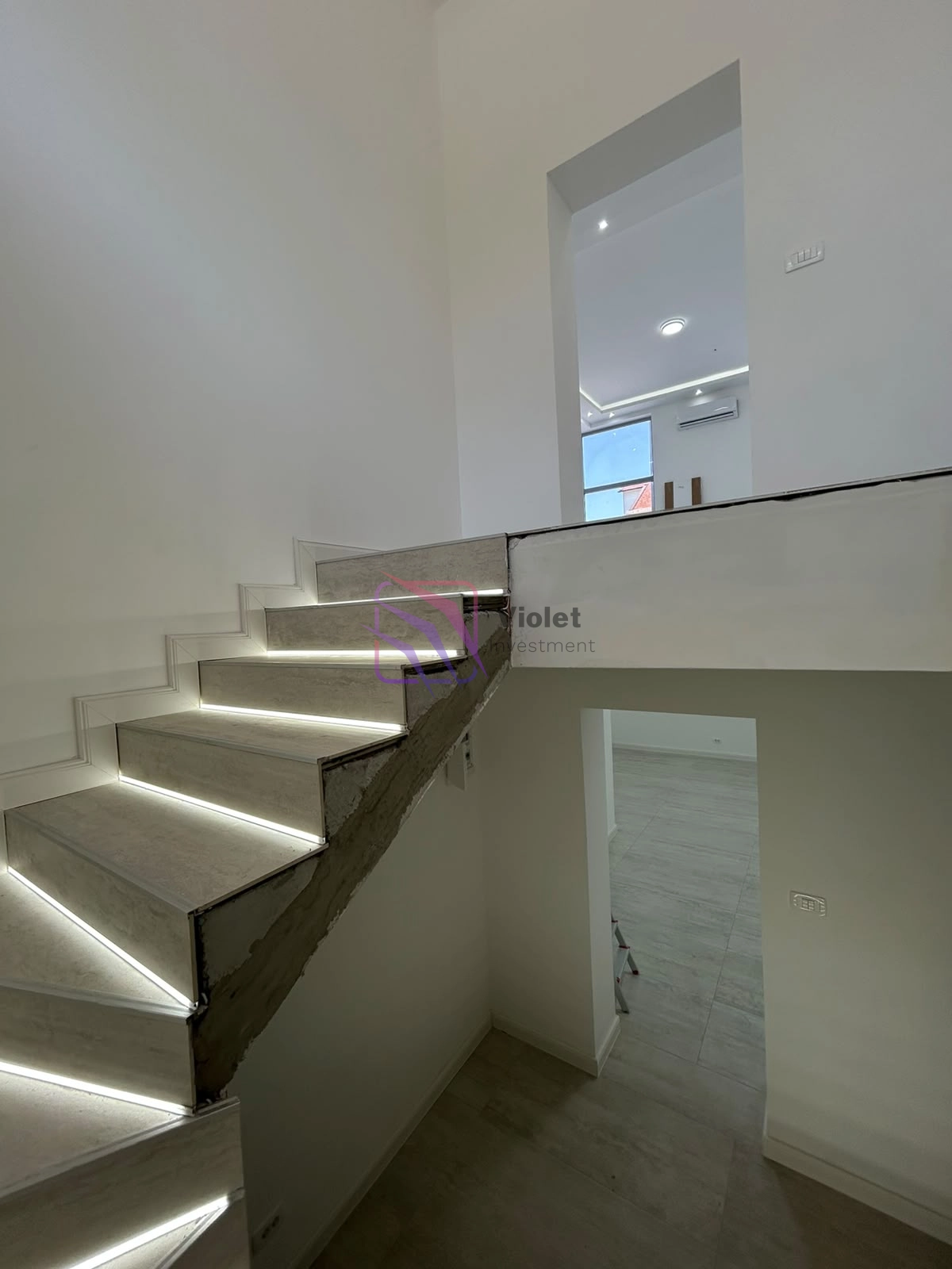 Poslovni-prostor-na-dva-nivoa-Dalmatinska-Podgorica-11 Izdavanje: Poslovni prostor 100 m² – Dalmatinska, Podgorica — fotografija 12