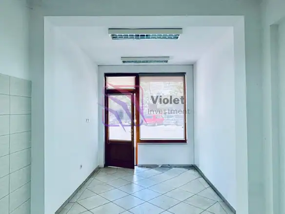 Poslovni prostor 25 m² u Centru