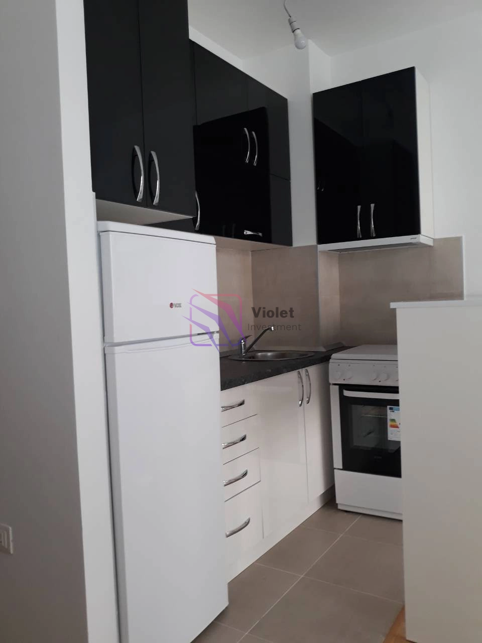 Garsonjera-27-m²-u-naselju-City-kej-Podgorica-3 Namještena garsonjera u naselju City kej, Podgorica — fotografija 4