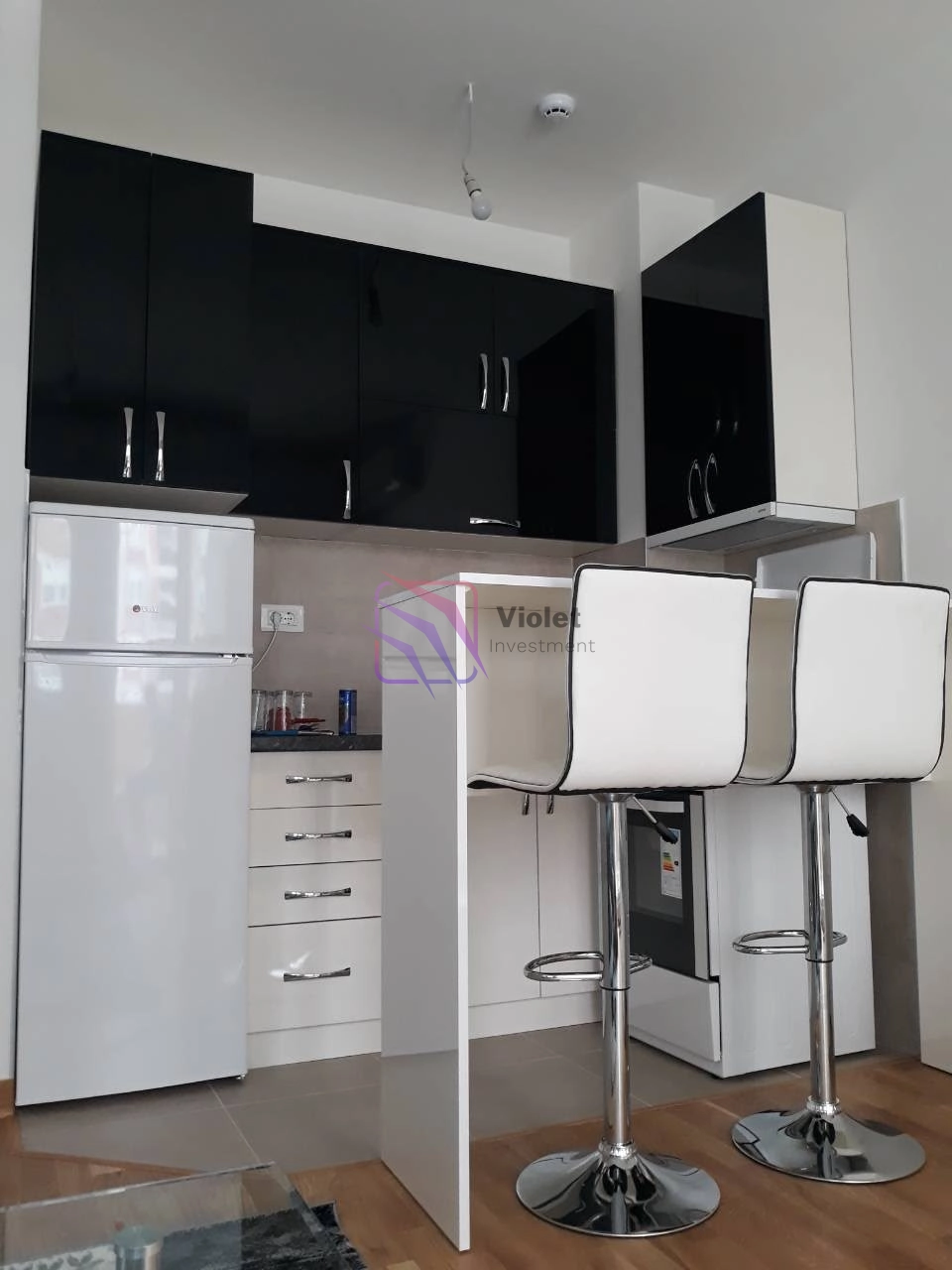 Garsonjera-27-m²-u-naselju-City-kej-Podgorica-11 Namještena garsonjera u naselju City kej, Podgorica — fotografija 12