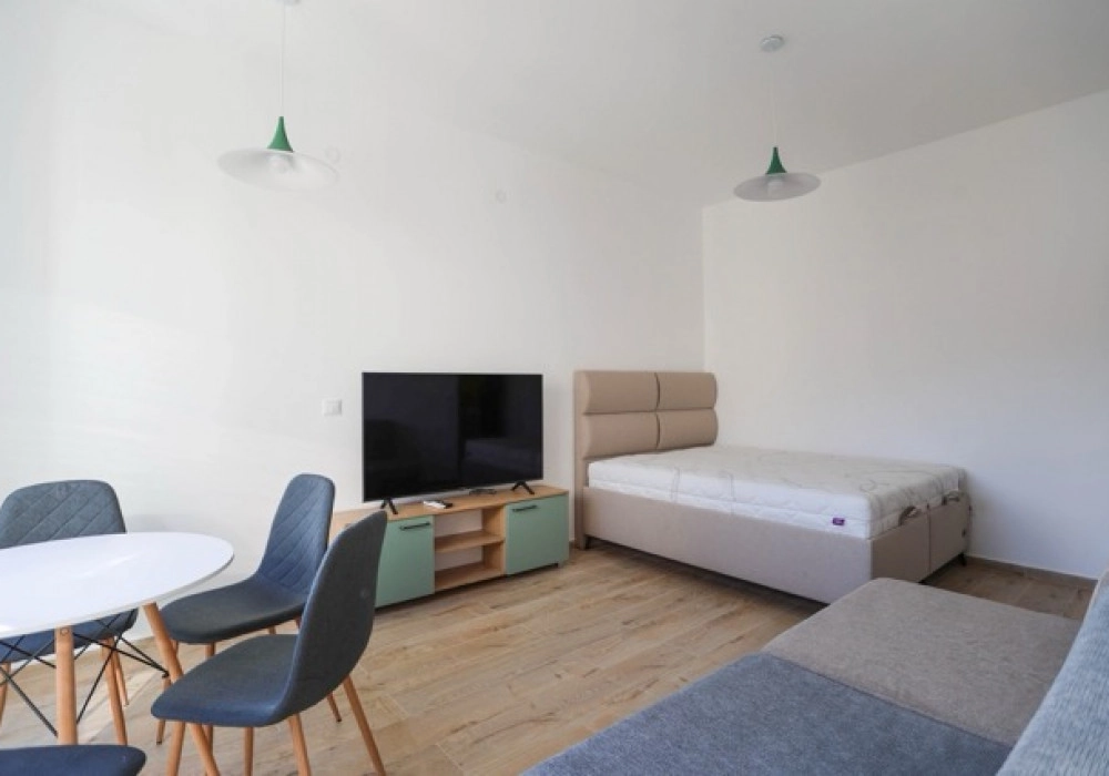 Garsonjera-u-Becicima-Budva-3 Garsonjera 27 m² – Bečići, Budva — fotografija 4