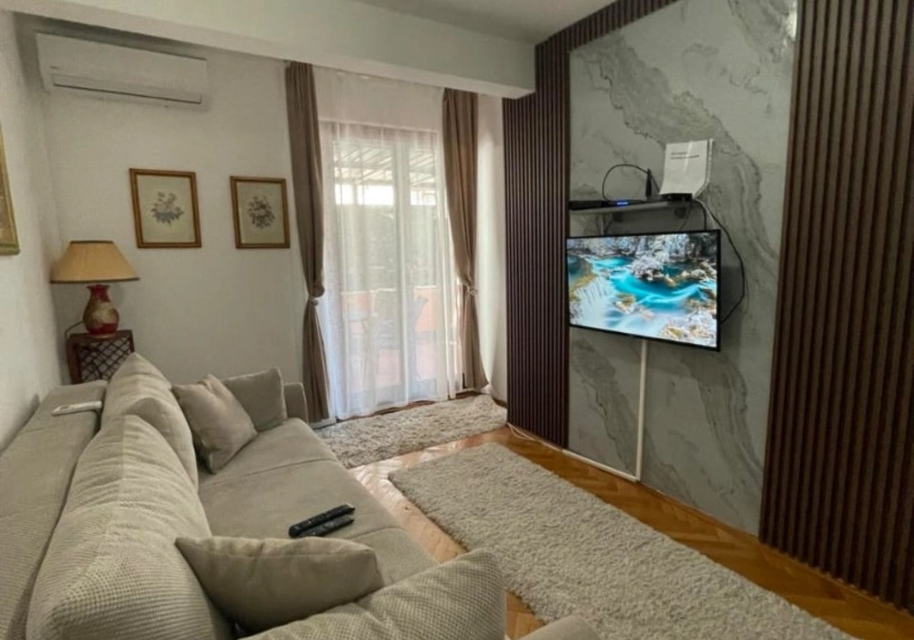 Jednosoban-stan-sa-terasom-u-Golubovini-Budva-7 Jednosoban stan 55 m² – Golubovina, Budva — fotografija 8