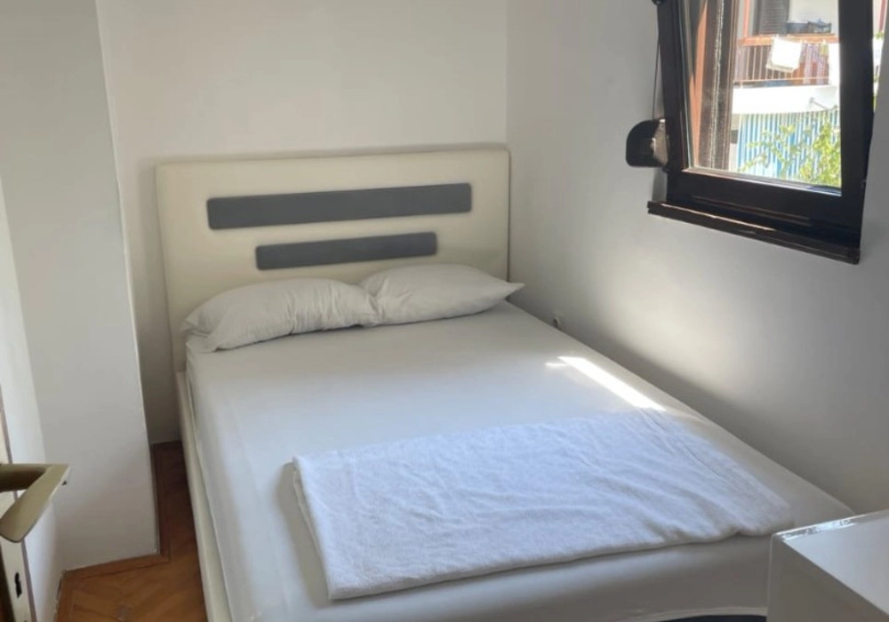 Jednosoban-stan-sa-terasom-u-Golubovini-Budva-10 Jednosoban stan 55 m² – Golubovina, Budva — fotografija 11