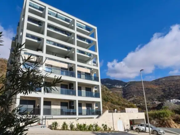 Garsonjera 40 m² – Bečići, Budva — fotografija 3