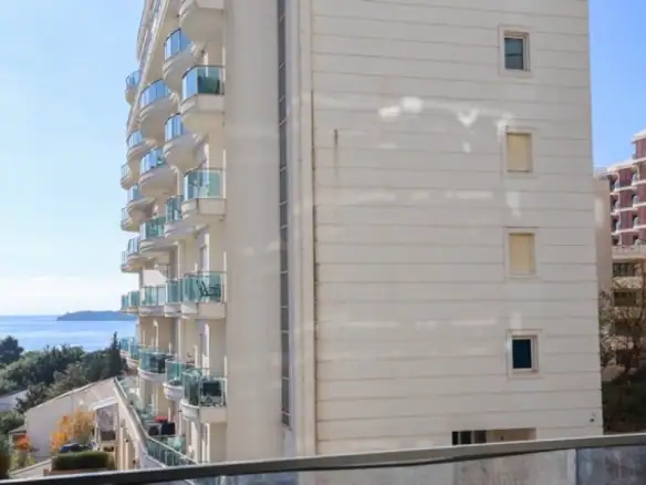 Garsonjera 40 m² – Bečići, Budva — fotografija 14