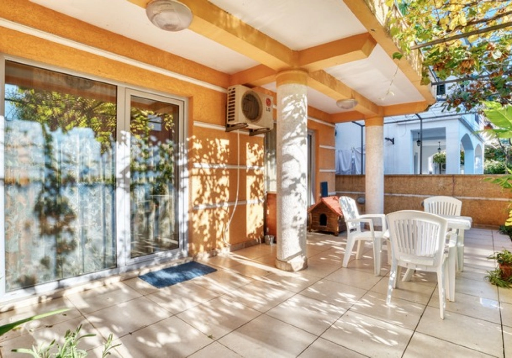 Dvosoban-stan-sa-terasom-u-Becicima-Budva-1 Dvosoban stan 91 m² – Bečići, Budva — fotografija 2