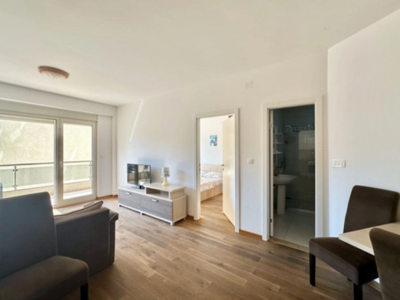 Dvosoban stan 69 m² – Rafailovići, Budva — fotografija 3