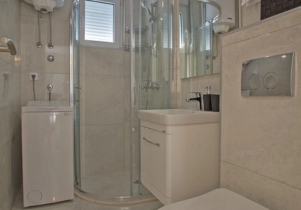Jednosoban-stan-sa-bazenom-u-Mazini-Tivat-8 Jednosoban stan 43 m² – Mažina, Tivat — fotografija 9