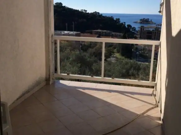 Dvosoban stan 70 m² – Petrovac, Budva — fotografija 3