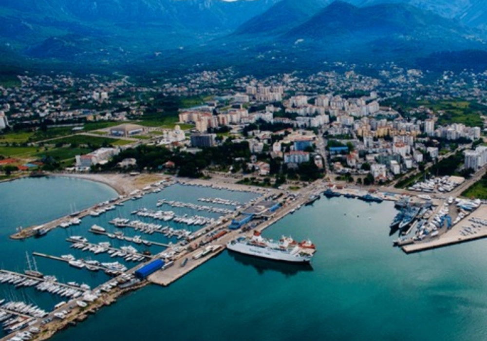 Dvosoban-stan-u-centru-Bara-novi-kompleks-sa-bazenom-3 Dvosoban stan 76 m² – Rena, Bar — fotografija 4