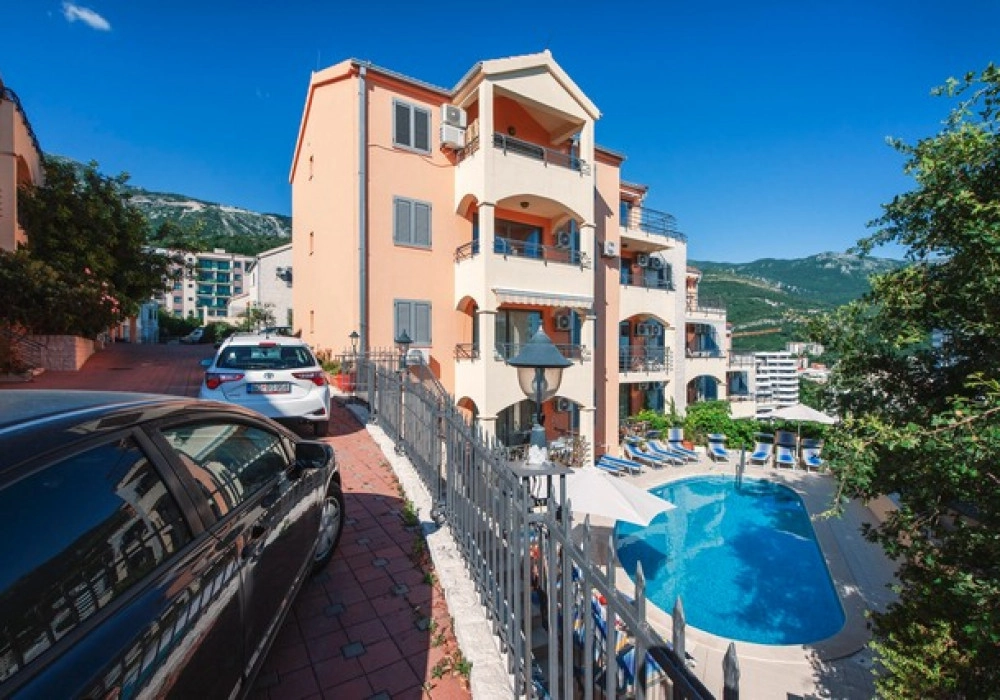 Dvosoban-stan-u-Becicima-Budva-10 Dvosoban stan 80 m² – Bečići, Budva — fotografija 11