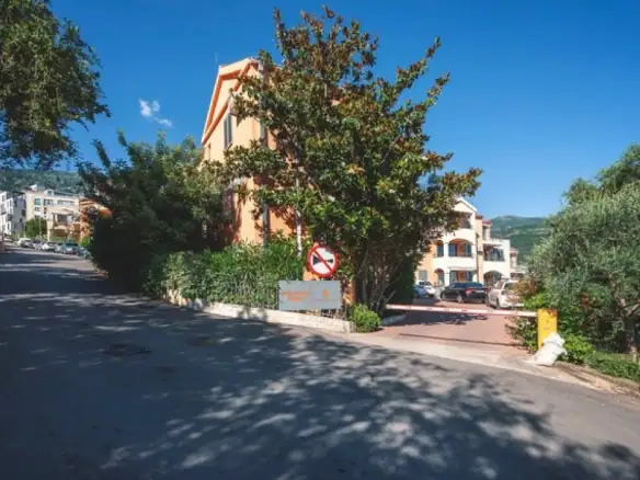 Dvosoban stan 80 m² – Bečići, Budva — fotografija 13