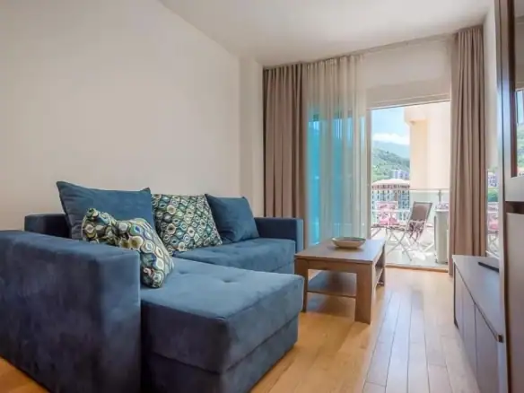 Dvosoban stan 55 m² – Bečići, Budva — fotografija 2