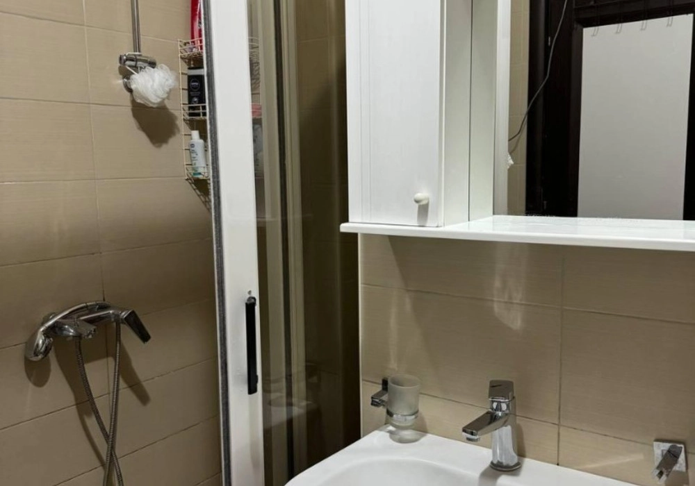 Dvosoban-stan-u-centru-Budve-120-m-od-mora-11 Dvosoban stan 60 m² – Centar, Budva — fotografija 12