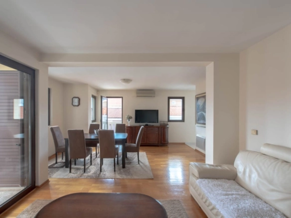 Trosoban stan 120 m² – Rozino, Budva — fotografija 8