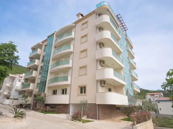 Dvosoban stan 94 m² – Bečići, Budva — fotografija 2