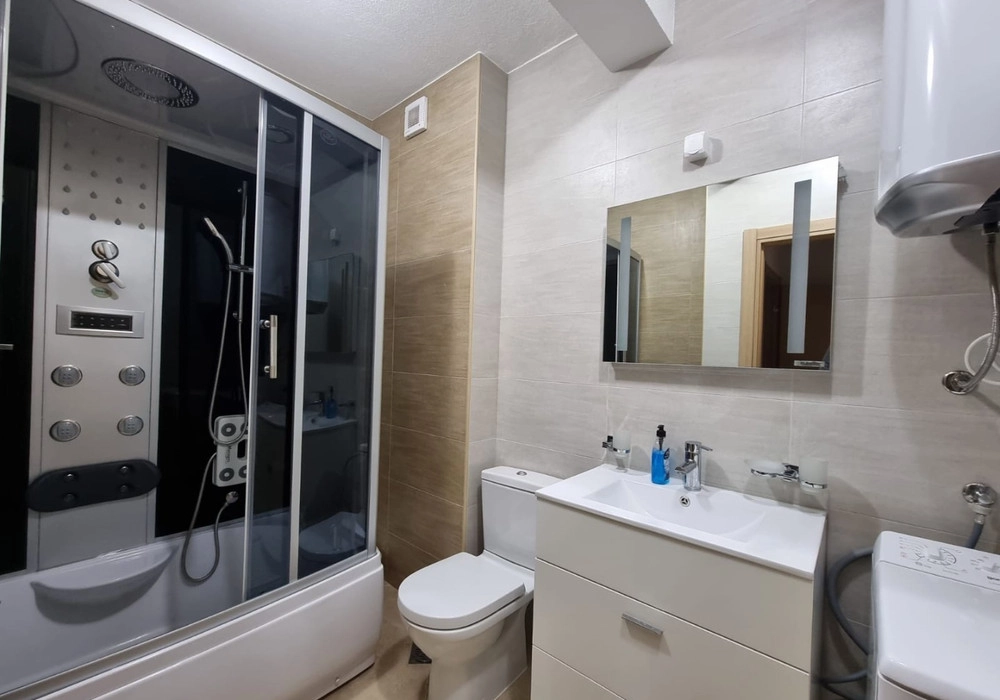Dvosoban-stan-sa-terasom-u-Becicima-Budva-4 Dvosoban stan 94 m² – Bečići, Budva — fotografija 5