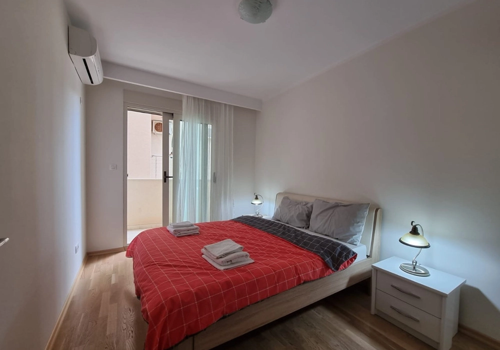 Dvosoban-stan-sa-terasom-u-Becicima-Budva-9 Dvosoban stan 94 m² – Bečići, Budva — fotografija 10