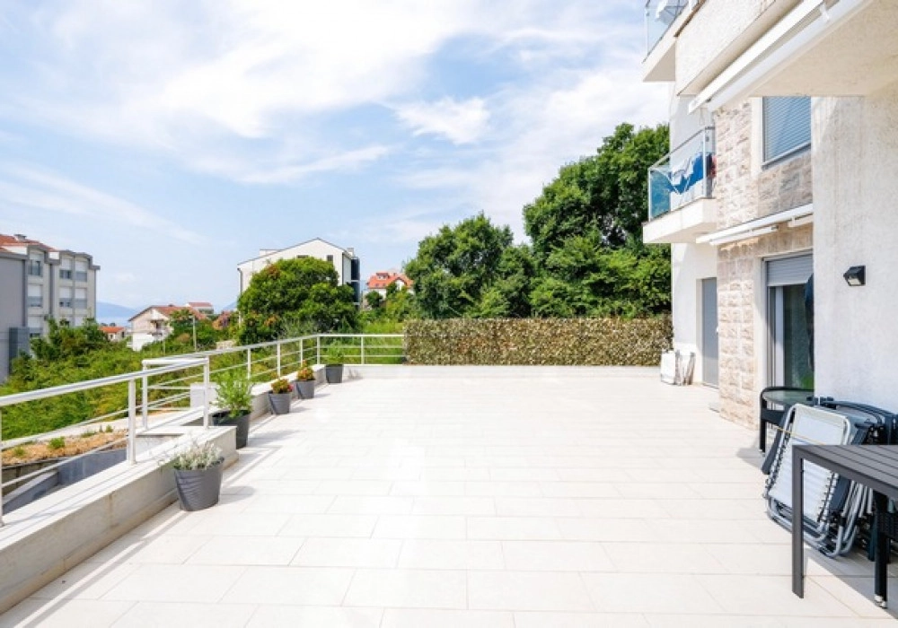Dvosoban stan 109 m² – Mažina, Tivat — fotografija 3