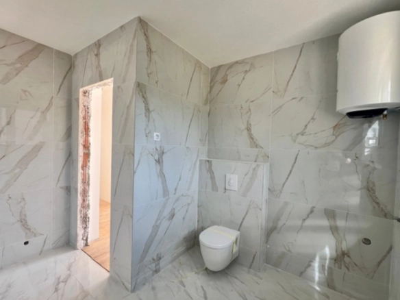 Dvosoban stan 78 m² – Kamenovo, Budva — fotografija 4