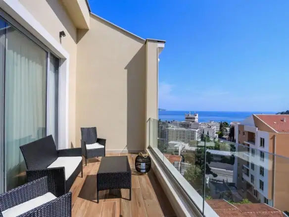 Dvosoban stan 74 m² – Bečići, Budva — fotografija 3