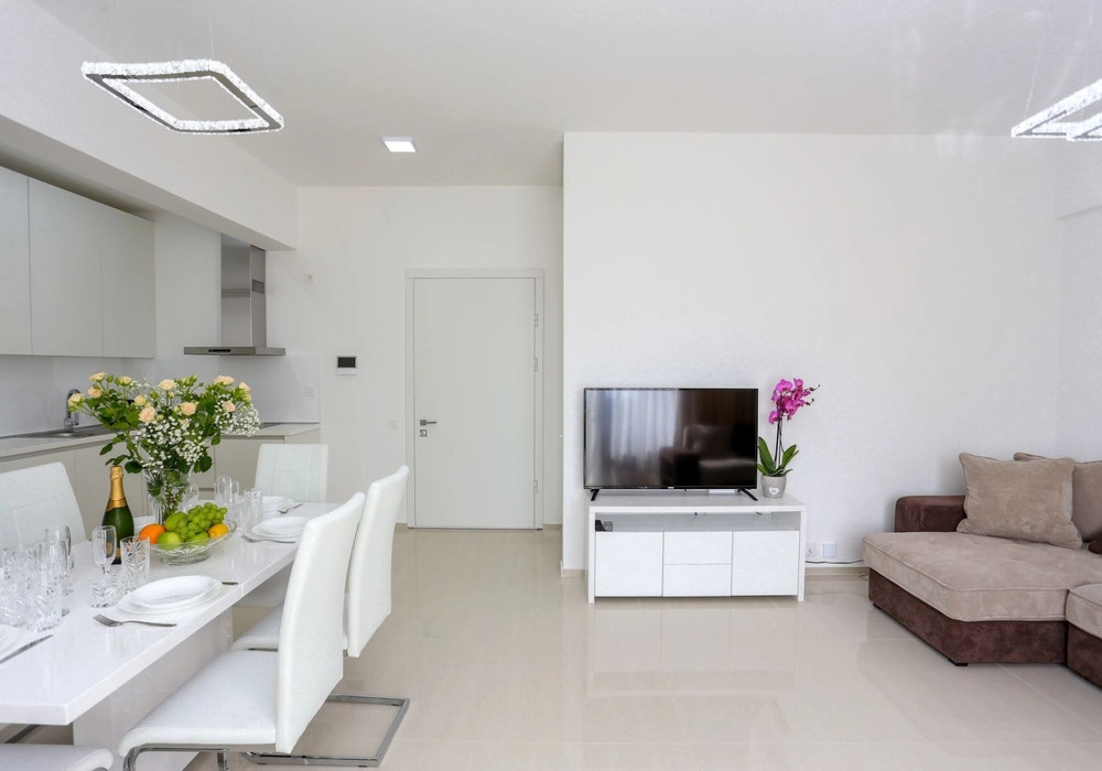 Dvosoban-stan-sa-terasom-u-Becicima-Budva-6 Dvosoban stan 74 m² – Bečići, Budva — fotografija 7