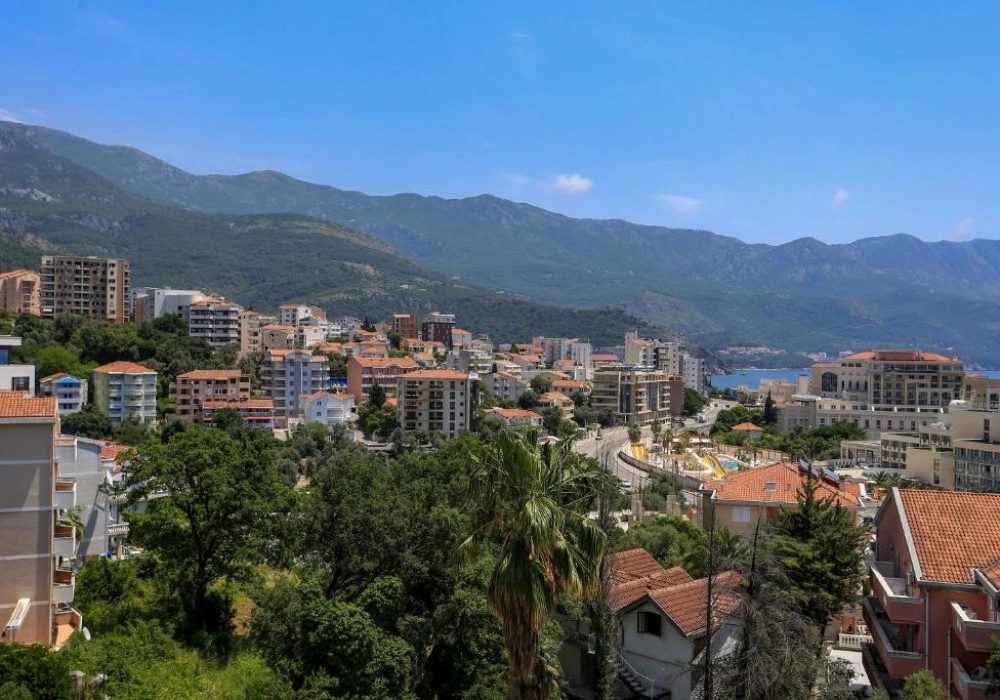 Dvosoban-stan-sa-terasom-u-Becicima-Budva-7 Dvosoban stan 74 m² – Bečići, Budva — fotografija 8