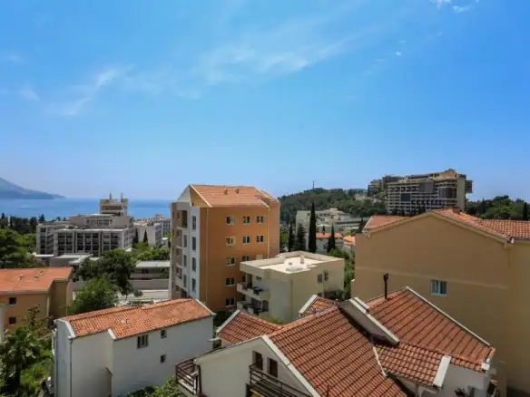 Dvosoban stan 74 m² – Bečići, Budva — fotografija 9
