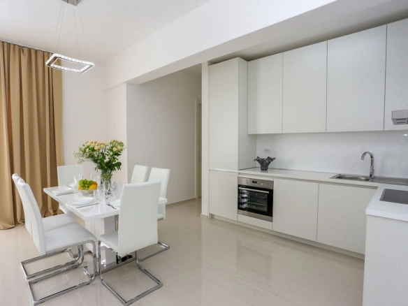 Dvosoban stan 74 m² – Bečići, Budva — fotografija 15