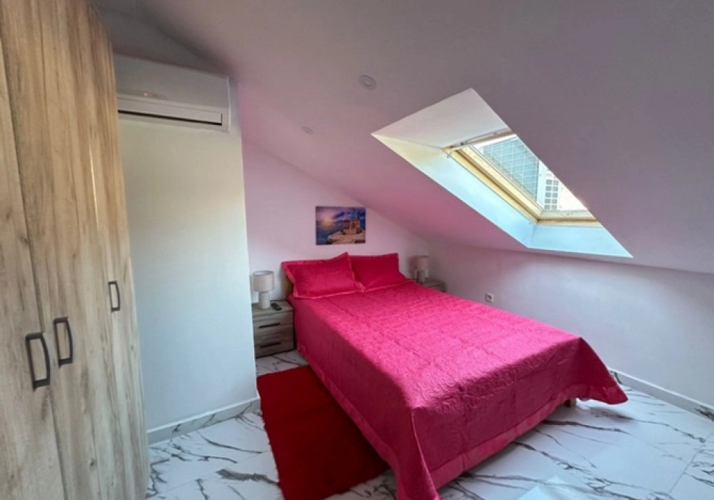 Cetvorosoban-stan-u-centru-Budve-2 Četvorosoban stan 87 m² – Budva — fotografija 3
