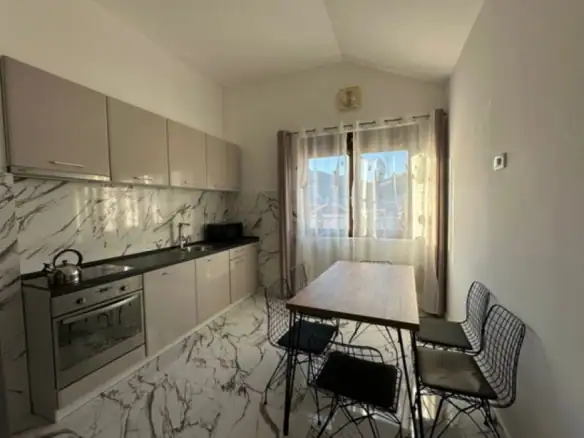 Četvorosoban stan 87 m² – Budva — fotografija 8