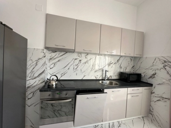 Četvorosoban stan 87 m² – Budva — fotografija 9