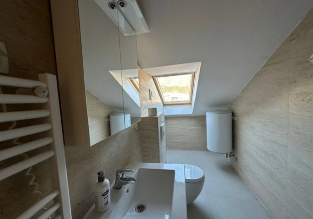 Cetvorosoban-stan-u-centru-Budve-10 Četvorosoban stan 87 m² – Budva — fotografija 11
