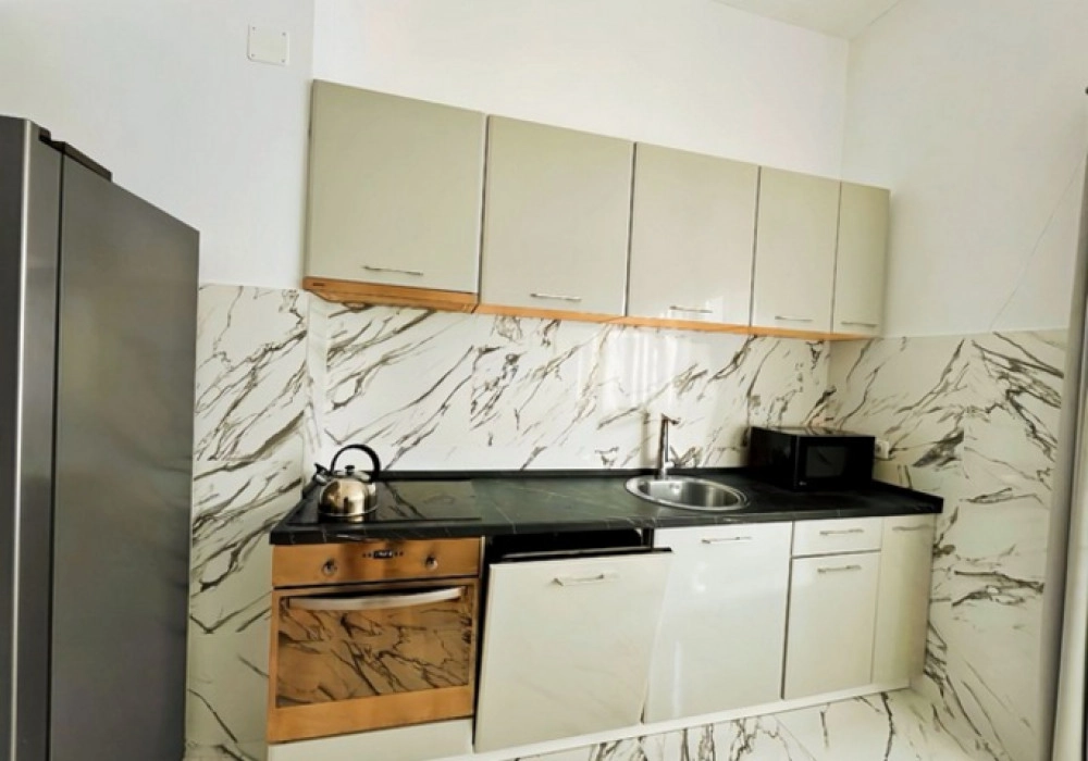 Cetvorosoban-stan-u-centru-Budve-14 Četvorosoban stan 87 m² – Budva — fotografija 15