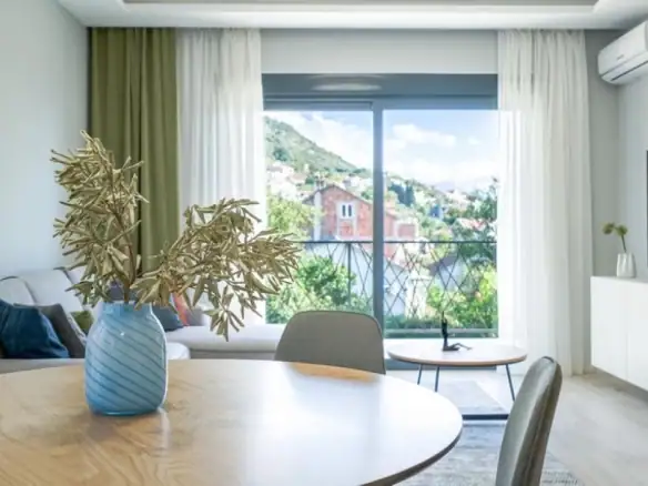 Trosoban stan 81 m² – Mažina, Tivat — fotografija 2