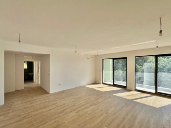 Dvosoban stan 95 m² – Kamenovo, Budva — fotografija 3