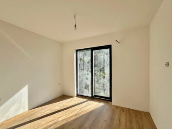 Dvosoban stan 95 m² – Kamenovo, Budva — fotografija 6