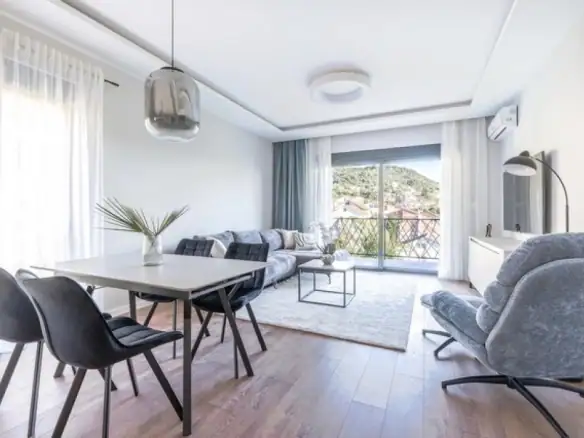 Trosoban stan 82 m² – Mažina, Tivat — fotografija 3