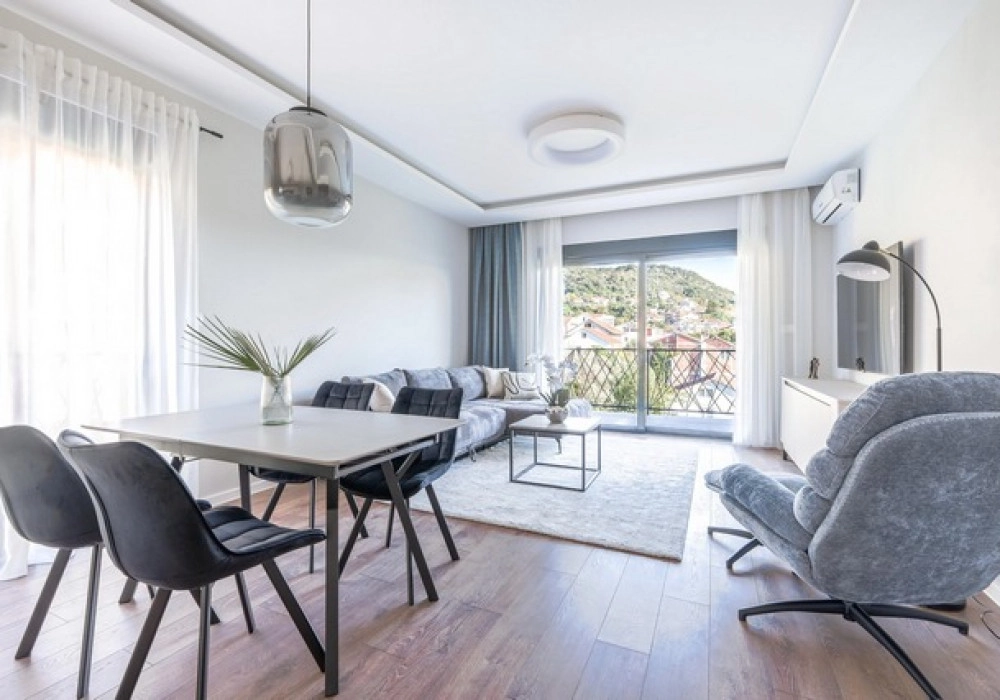 Trosoban stan 82 m² – Mažina, Tivat — fotografija 3
