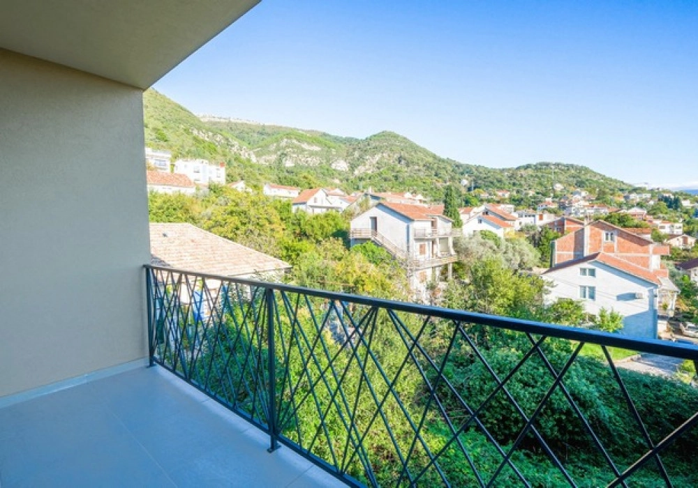 Trosoban stan 82 m² – Mažina, Tivat — fotografija 9
