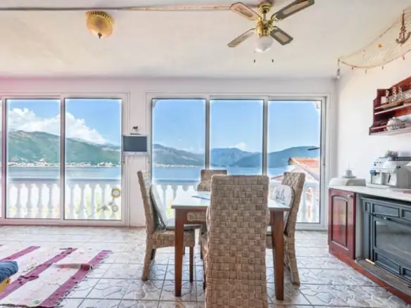 Kuća – Krašići, Tivat — fotografija 11