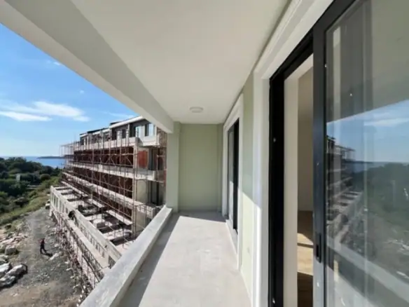 Trosoban stan 106 m² – Kamenovo, Budva — fotografija 4