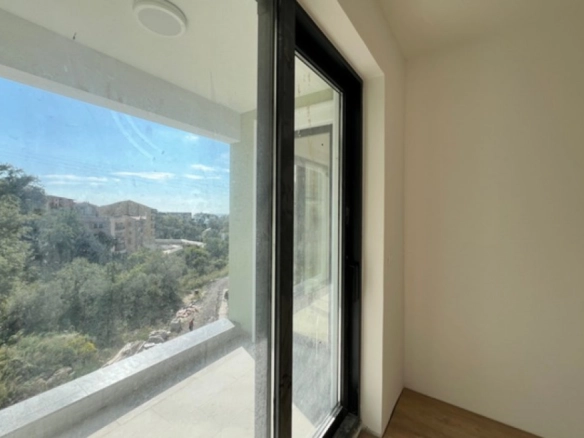 Trosoban stan 106 m² – Kamenovo, Budva — fotografija 14