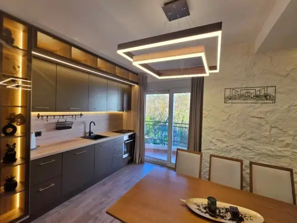 Trosoban stan 106 m² – Bečići, Budva — fotografija 7