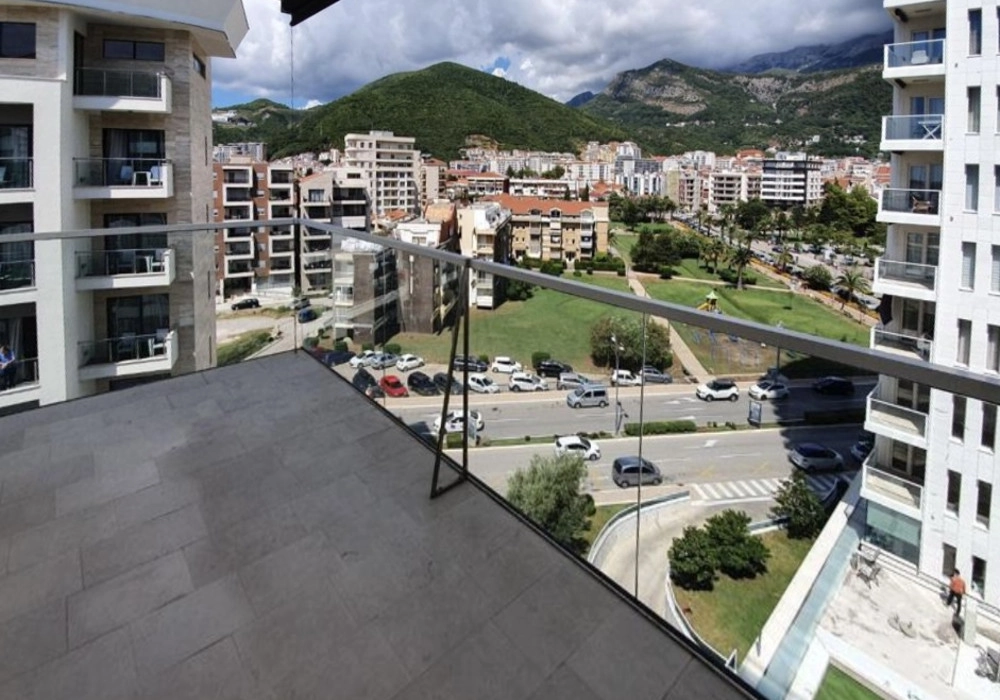 Trosoban-stan-u-kompleksu-Tre-Cane-Centar-Budva-2 Trosoban stan 89 m² – Centar, Budva — fotografija 3